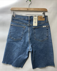 Levi Strauss High-Rise 9” Shorts Relaxed Fit Vintage Size 4/27W Blue Denim