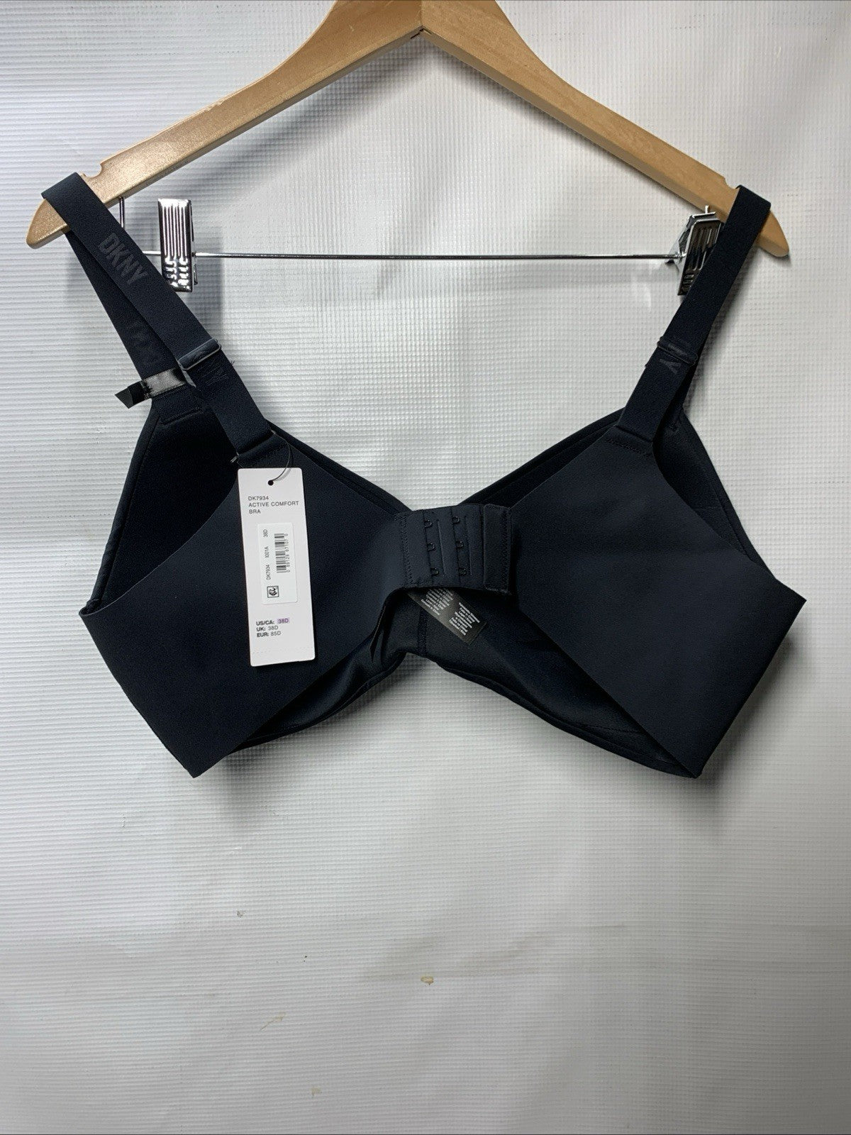 DKNY DK7934 Women's Active Comfort Wire-Free T-Shirt Bra Black Opaque Size 38D