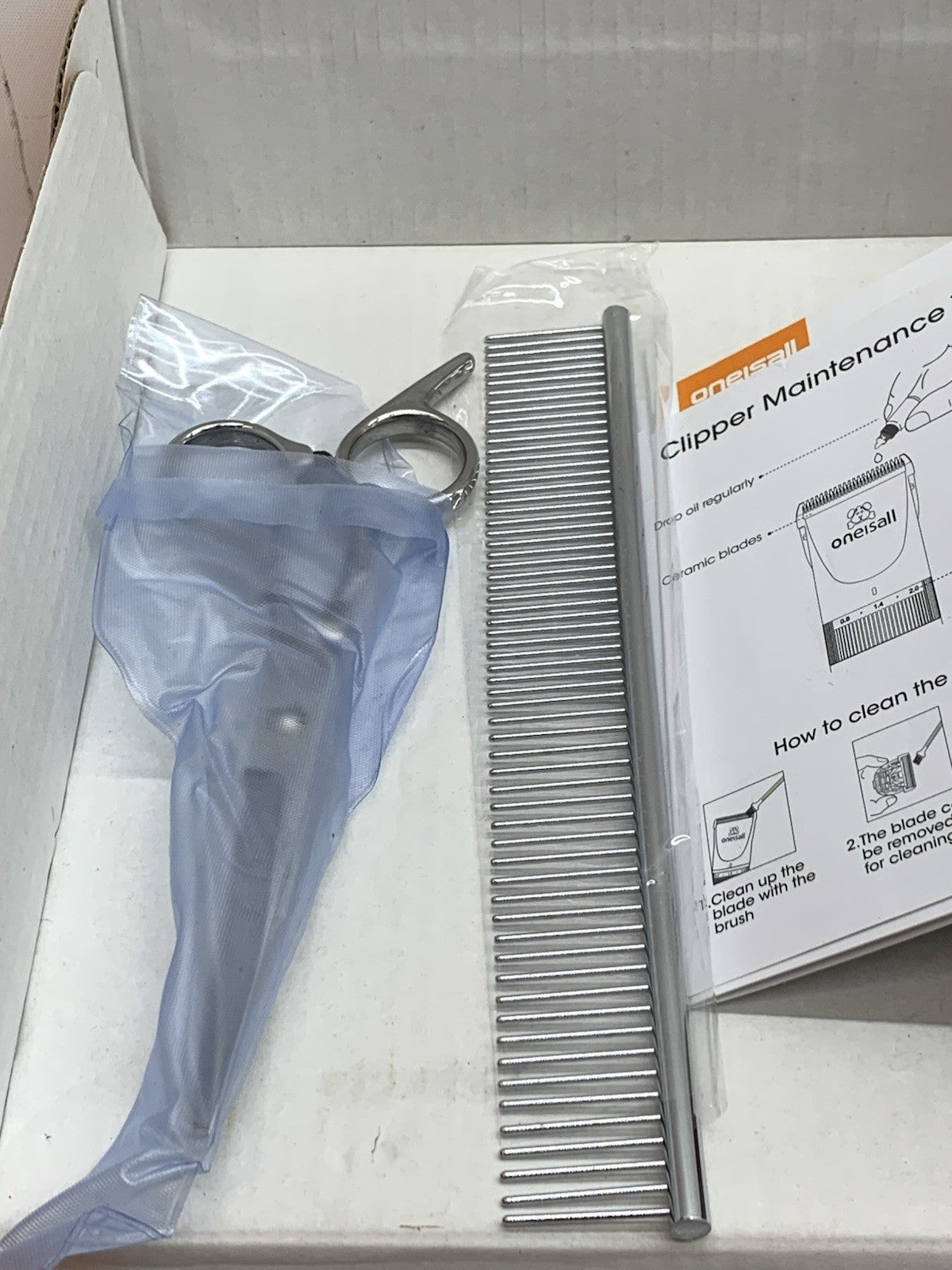 oneisall Dog Clippers Low Noise, 2-Speed Quiet Dog Grooming Kit Rechargeable