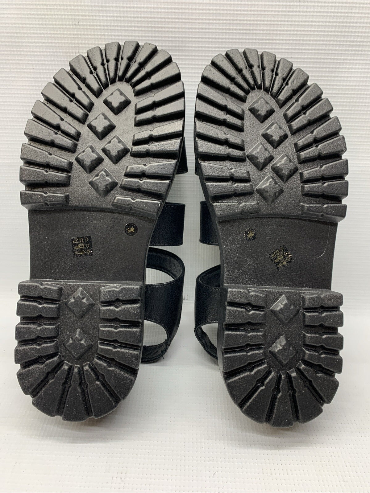 Dirty Laundry Womens Platform Gladiator Sandals Baddie Wedge Buckle Black Size 9