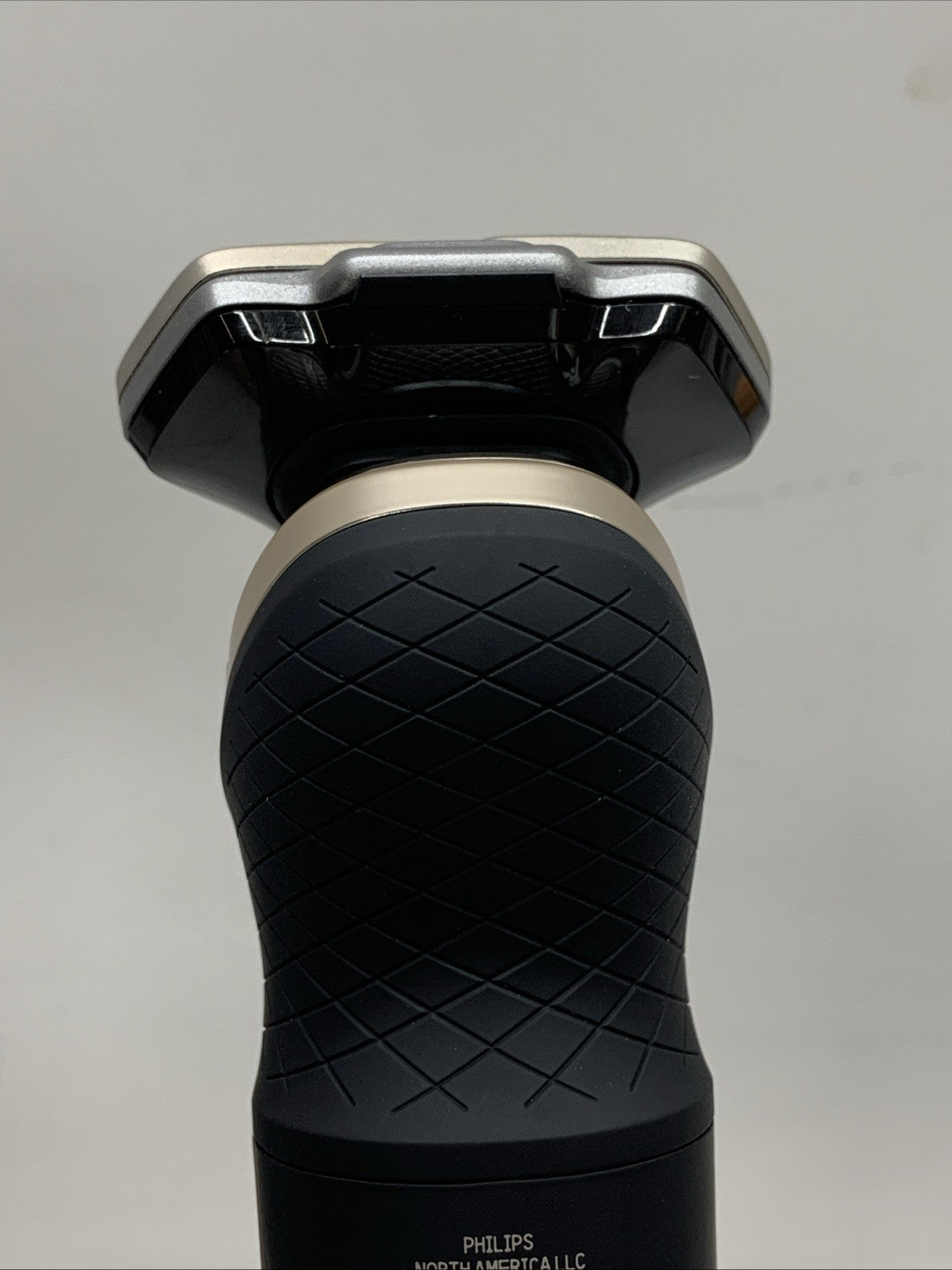 Philips Norelco S9000 Prestige Rechargeable Wet & Dry Electric Rotary Shaver