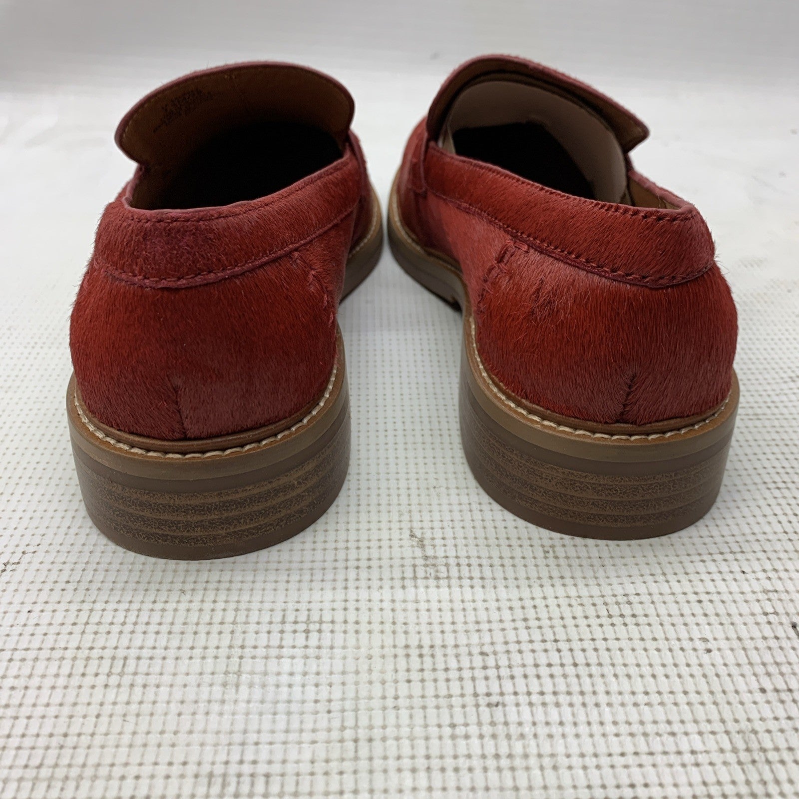 Lucky Brand Bossa Nova Red Calf Hair Size 7.5M Slip-on Loafer Shoes LK-SALIMA2
