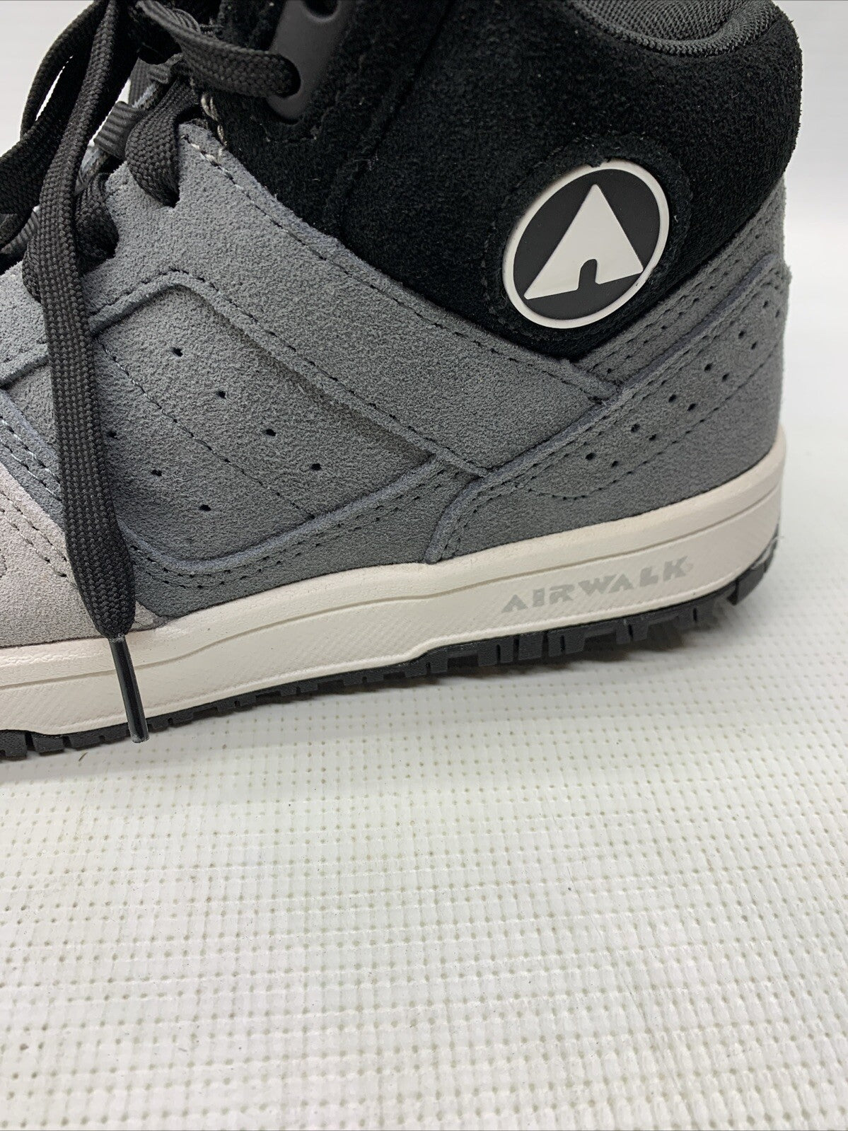 Airwalk Safety Mens Mongo Mid Composite Toe 8.5EE Work Boot Grey/White AW6351