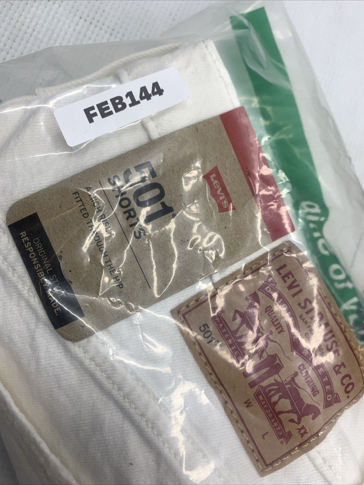 Levi's 501 Women's Off White High Rise Denim Original Shorts Size 28 Non-stretch