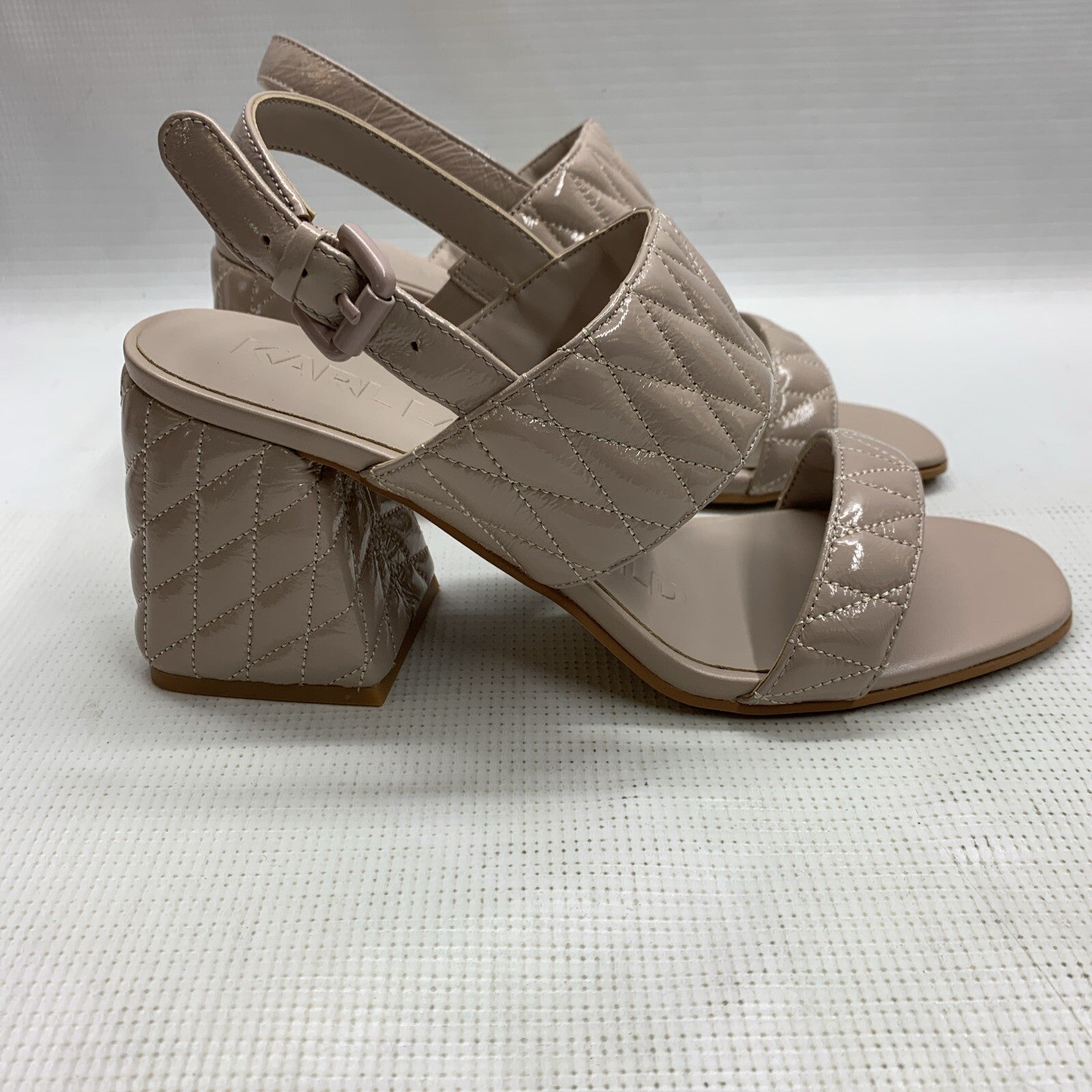 Karl Lagerfeld Paris Women’s Everyday Helled Sarina Sandal In Dune Pink Size 9