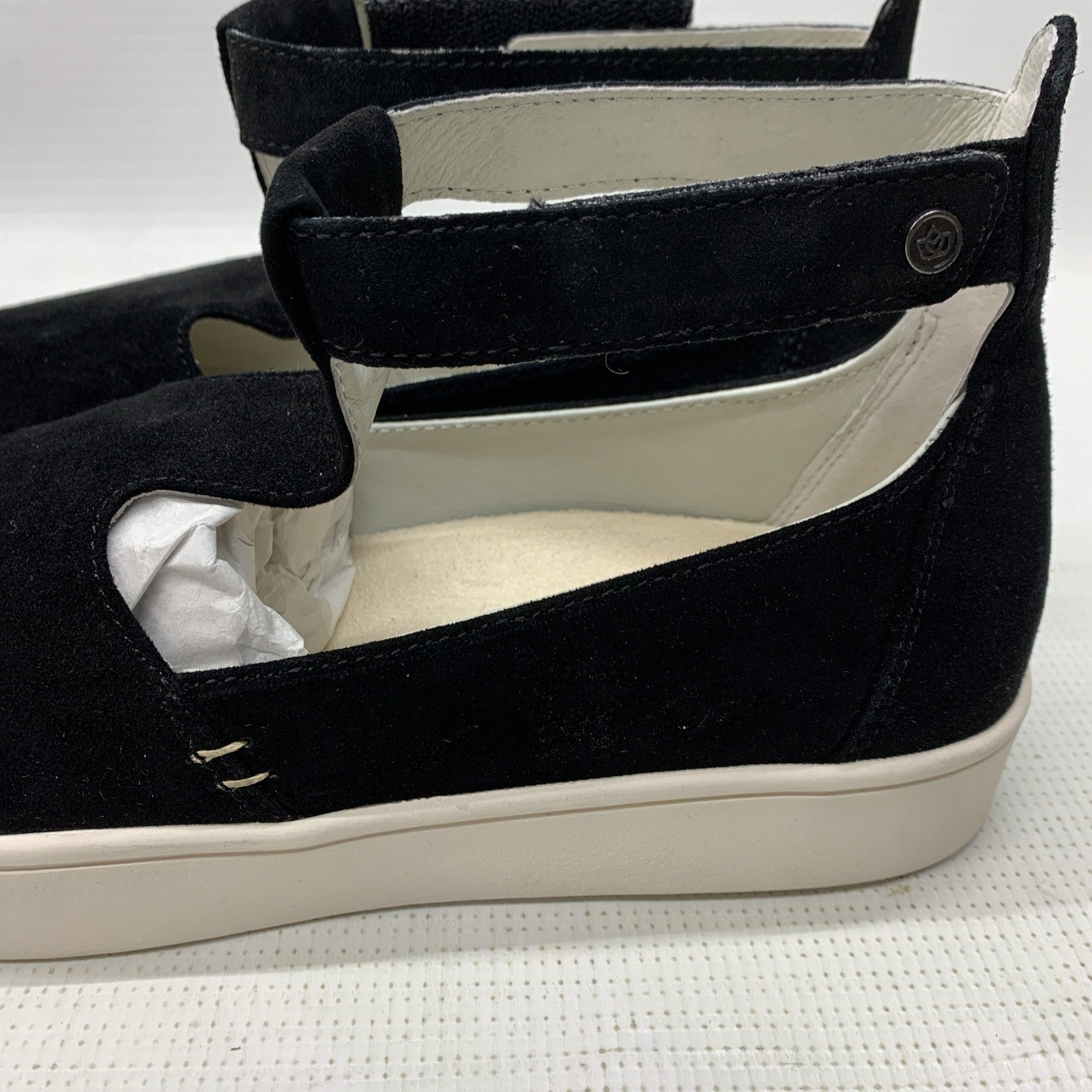 Spenco Indigo Fashion Sneaker Classic Shoe Black Size 10B Adjustable Ankle Strap