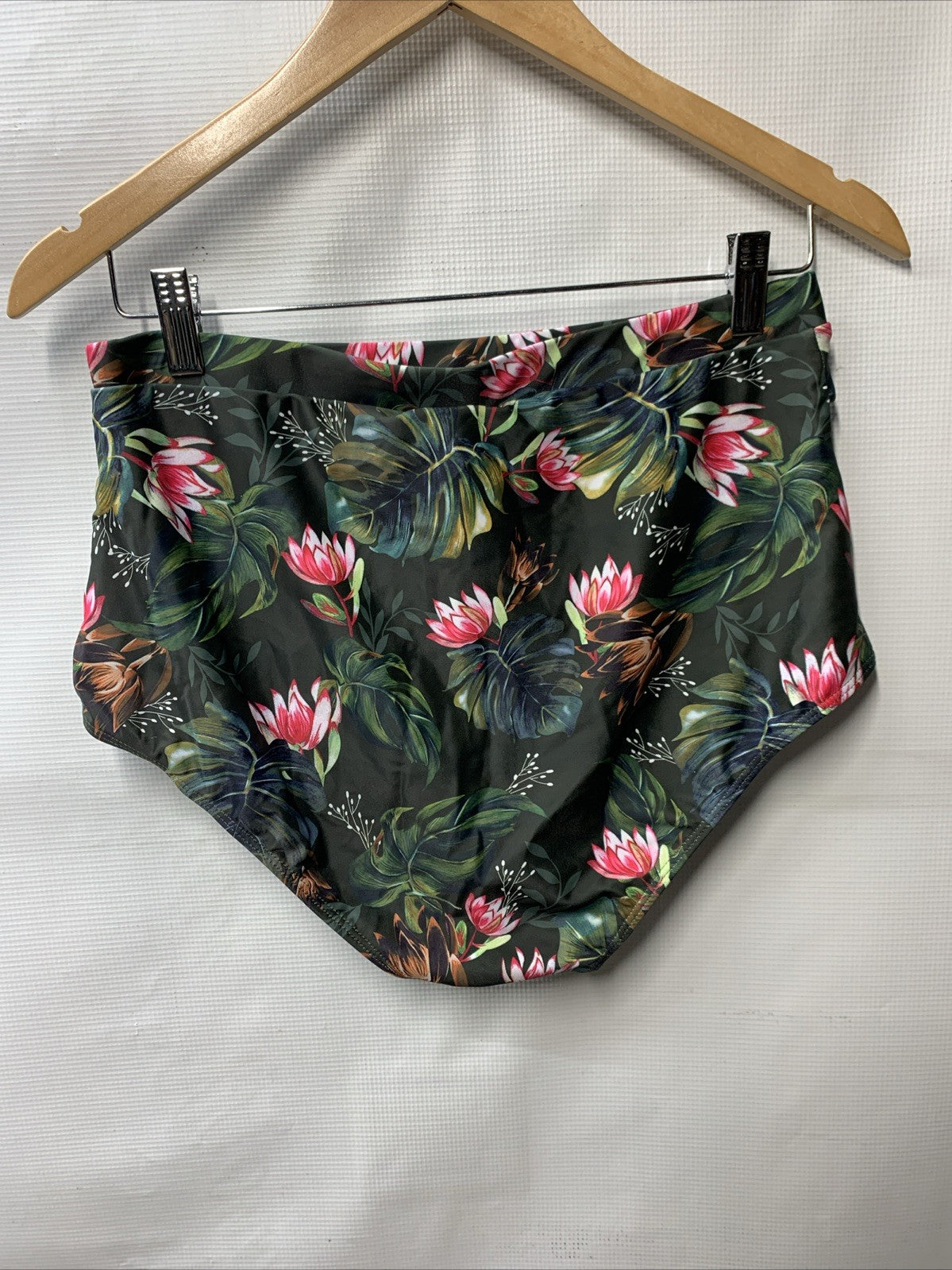Hanna Nikole Bikini Sets for Women Plus Size Front Strappy Two Piece Suit 14W GR