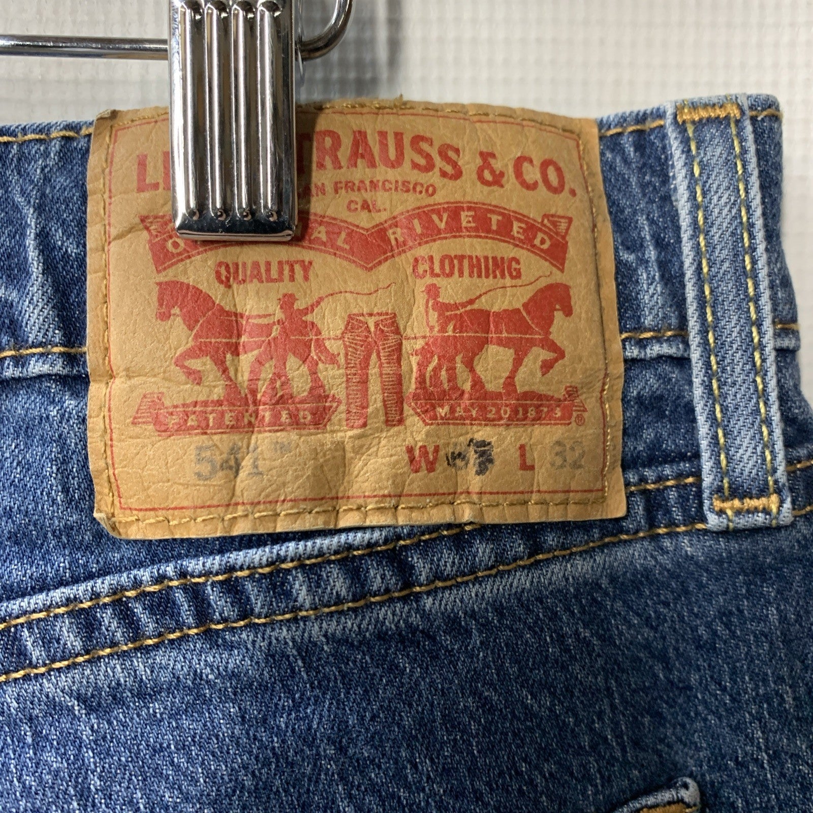 Levis 541 Jeans Men 38x32 Athletic Taper Stretch Flex Extra Room Blue Long Pants