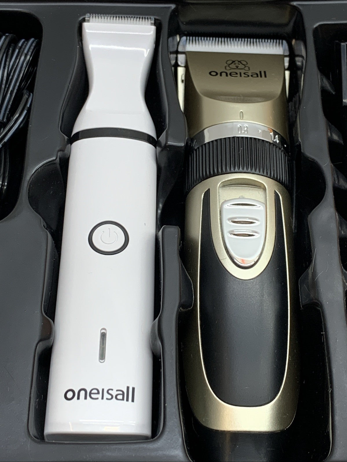 oneisall Dog Clippers & Dog Paw Trimmer Kit 2 in 1 Low Noise Cordless Dog Groom