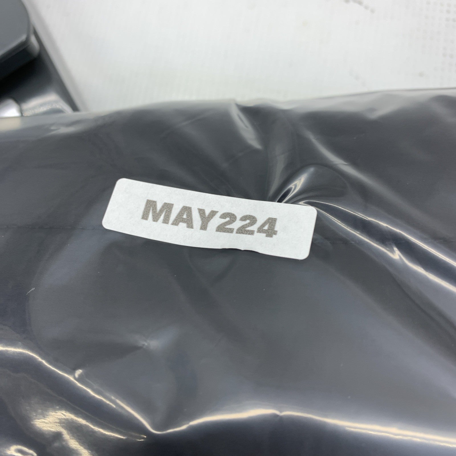 EAY Men's Lightweight Rechargeable Heated Vest Zipper Size S Sleeveless Black