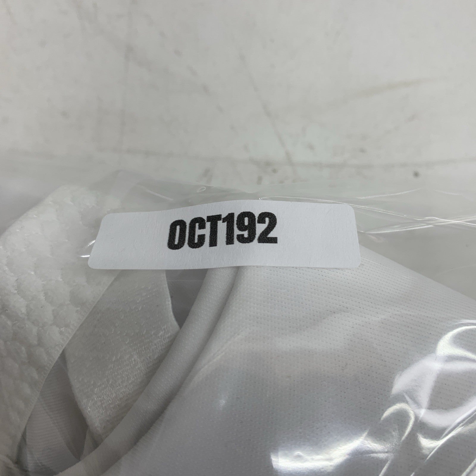 Vanity Fair Women's Full Figure Beauty Back Smoothing Bra 71380 White Size 40DDD